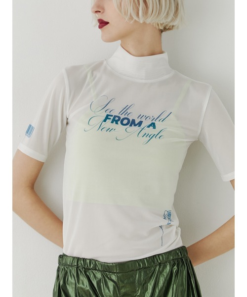 jouetie(ジュエティ)の「ハーフスリーブタトゥーシアートップス(Tシャツ/カットソー・レディース・ブラック/オフホワイト/カーキ・MEDIUM)」の1枚目の写真