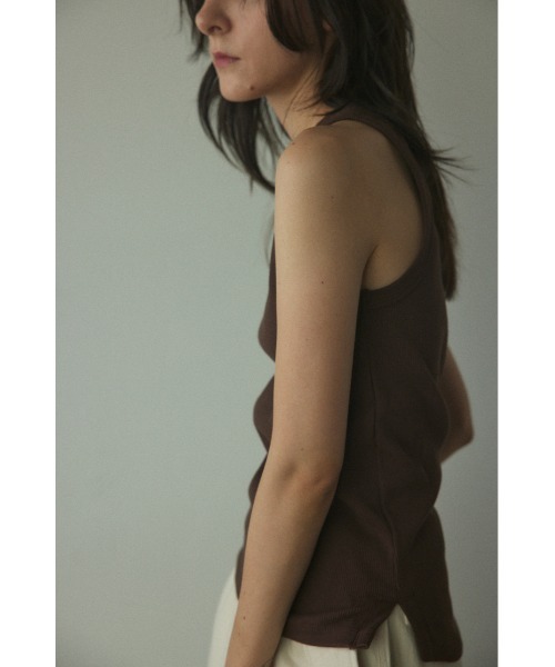 BLACK BY MOUSSY（ブラックバイマウジー）の「standard tanktop(スタンダードタンクトップ)（タンクトップ・レディース・ホワイト/ブラウン/ライトブラック/ライトイエロー/オレンジ/ダークブルー/ネイビー・FREE）」の13枚目の写真