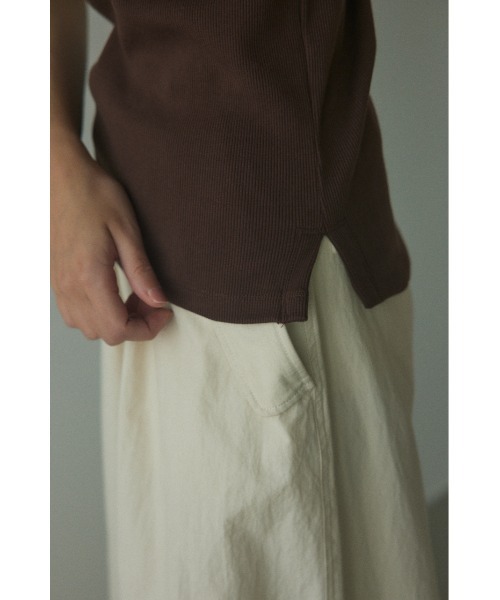 BLACK BY MOUSSY（ブラックバイマウジー）の「standard tanktop(スタンダードタンクトップ)（タンクトップ・レディース・ホワイト/ブラウン/ライトブラック/ライトイエロー/オレンジ/ダークブルー/ネイビー・FREE）」の16枚目の写真