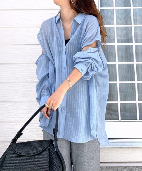 Q（キュー）の「シアーマルチwayシャツ（シャツ/ブラウス・レディース・ブラック/ライトブルー・MEDIUM）」の12枚目の写真