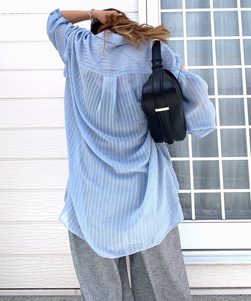 Q（キュー）の「シアーマルチwayシャツ（シャツ/ブラウス・レディース・ブラック/ライトブルー・MEDIUM）」の15枚目の写真