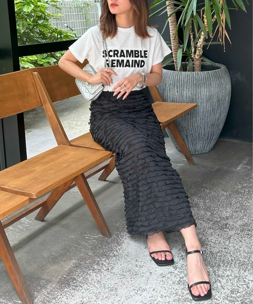INGNI(イング)の「ロゴプリントTシャツ(Tシャツ/カットソー・レディース・ブラック×ホワイト/ピンク系2/ホワイト×シルバー/ブラック×シルバー/ホワイト×ブラック/チャコールグレー/ホワイト系その他/ホワイト系5・M)」の13枚目の写真