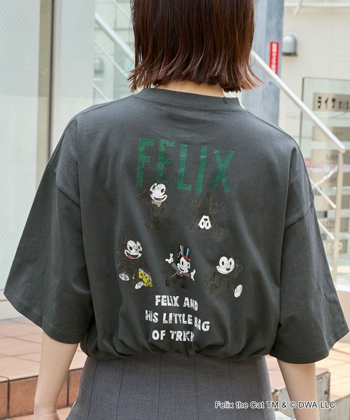 MONO-MART(モノマート)の「【FELIX & CASPER & Woody Woodpecker】別注 ヴィンテージライクデザイン ビッグシルエット半袖Tシャツ/フェリックス/キャスパー/ウッディー・ウッドペッカー(Tシャツ/カットソー・レディース・ネイビー系5/アイボリー系4/ホワイト系5/ネイビー系2/ネイビー系/ブラック系4/ブラック系2/ブラック系5/ホワイト系1/ホワイト系/オフホワイト/ブラック系/スミクロ/ネイビー/アイボリー系1/ブラック系3/ブラック系1/ホワイト系4/ダークブラウン・M/L)」の7枚目の写真