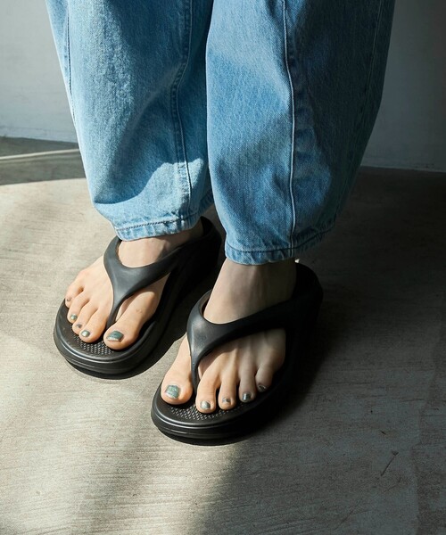 coen（コーエン）の「【C.Mt】FORM　THONG（23cm／24cm／25cm）（WEB限定サイズ）（サンダル・レディース・その他1/グレー/ブラック・24cm/23cm/25cm）」の13枚目の写真