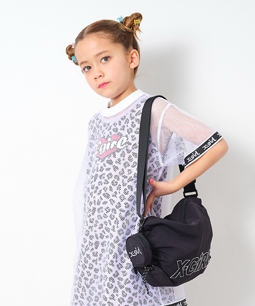 X-girl Stages(エックスガールステージス)の「メタリックロゴサイドドロストショルダーバッグ(ショルダーバッグ・キッズ・マルチ/ブラック・FREE)」の18枚目の写真