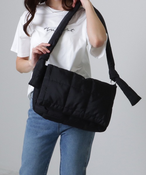 Lace Ladies(レースレディース)の「キルティング スクエア フラップ ショルダー バッグ(ショルダーバッグ・レディース・ブラック・FREE)」の4枚目の写真
