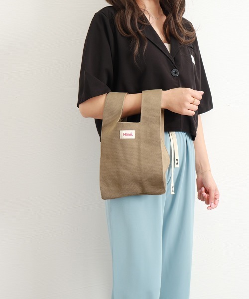 Miniministore(ミニミニストア)の「ショルダー付き2way ミニトートバック(ハンドバッグ・レディース・ブラック/ベージュ/ライトブルー/ブラウン/ダークベージュ/アイボリー/パープル/ピンクベージュ/ピンク/グリーン/オレンジ/ライトグリーン・FREE)」の15枚目の写真