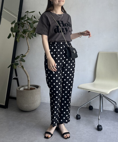 prose verse（プロズヴェール）の「【Holiday】フロッキーロゴTシャツ（Tシャツ/カットソー・レディース・オフホワイト/チャコールグレー・MEDIUM/LARGE）」の11枚目の写真