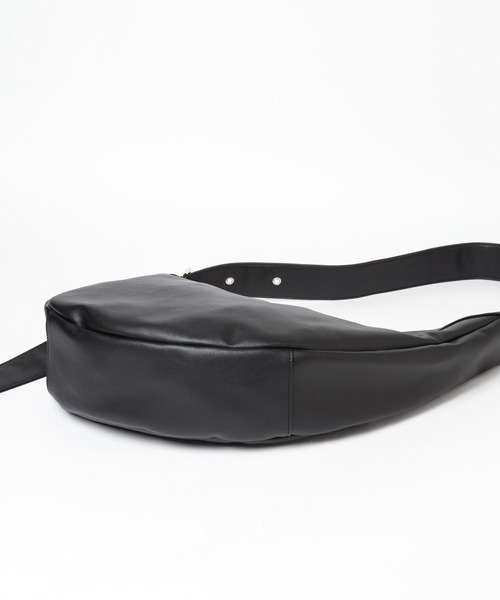 PAGEBOY(ページボーイ)の「ヘンケイBIGショルダー(ショルダーバッグ・レディース・ブラック/ブラウン・FREE)」の14枚目の写真