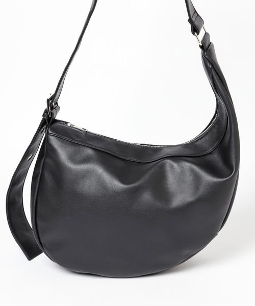 PAGEBOY(ページボーイ)の「ヘンケイBIGショルダー(ショルダーバッグ・レディース・ブラック/ブラウン・FREE)」の15枚目の写真