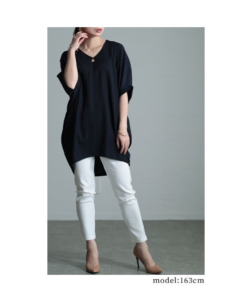 Sawa a la mode（サワアラモード）の「立体生地シボ風ドルマンチュニック（Tシャツ/カットソー・レディース・ネイビー/ブラック/ホワイト/グリーン・FREE）」の13枚目の写真