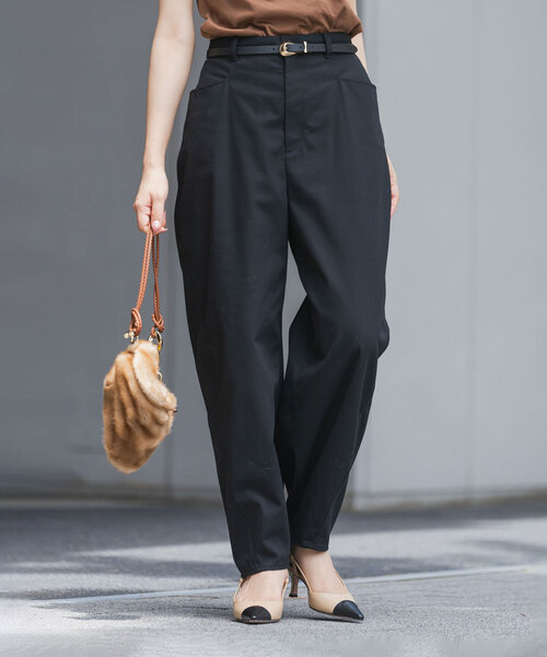 Noble（ノーブル）の「《追加》カーブシルエットパンツ（チノパンツ・レディース・ブラック/ベージュ・36/38/40）」の6枚目の写真