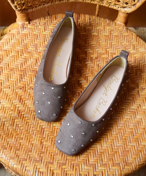 Bridget Birkin（ブリジットバーキン）の「【Bridget Birkin】ドットビジューフラットシューズ(541525)（パンプス・レディース・ベージュ系その他/ブラック系その他/シルバー/ブラック/ブラウン系その他・23/23.5/24/22.5/24.5）」の3枚目の写真