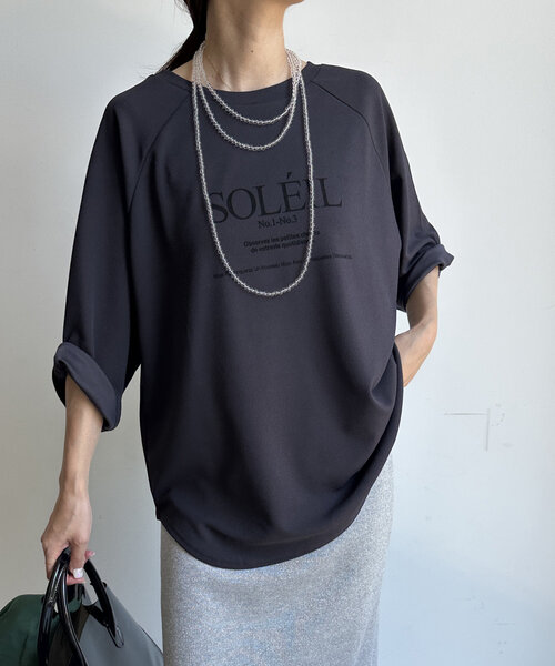 DouDou（ドゥドゥ）の「SOLEILジョーゼットロゴTEE（Tシャツ/カットソー・レディース・チャコールグレー/ホワイト/ベージュ・FREE）」の18枚目の写真