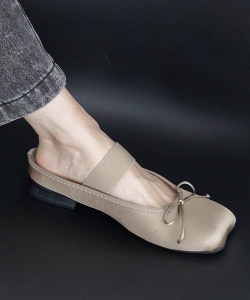 VACANCY（ヴァカンシー）の「スクエアバレーミュール（バレエシューズ・レディース・ベージュ/ブラック・LARGE/MEDIUM）」の10枚目の写真