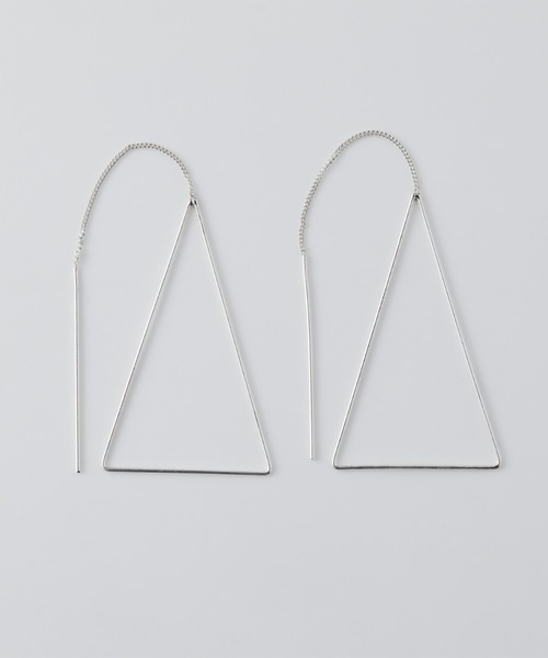 YArKA（ヤーカ）の「【YArKA/ヤーカ】narrow stick triangle earing(pierce)[pcps2] / 細棒三角ピアス（ピアス（両耳用）・レディース・シルバー・FREE）」の5枚目の写真