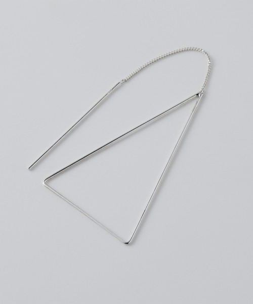 YArKA（ヤーカ）の「【YArKA/ヤーカ】narrow stick triangle earing(pierce)[pcps2] / 細棒三角ピアス（ピアス（両耳用）・レディース・シルバー・FREE）」の6枚目の写真