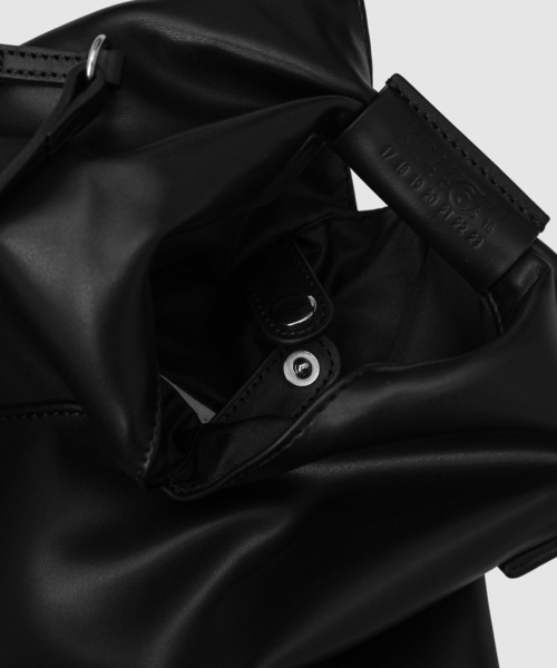 MM6 Maison Margiela（ｴﾑｴﾑｼｯｸｽ ﾒｿﾞﾝ ﾏﾙｼﾞｪﾗ）の「Japanese Crossbody Bag（ショルダーバッグ・レディース・ブラック・UNI）」の6枚目の写真