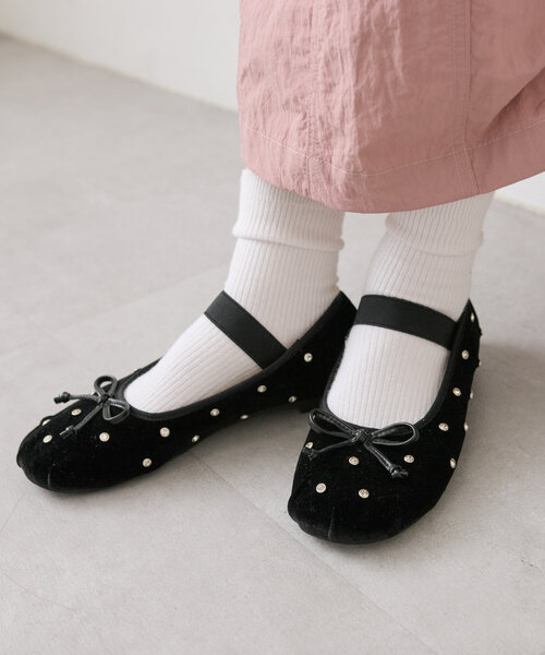 w closet（ダブルクローゼット）の「【５色展開】アソートバレエシューズ（パンプス・レディース・シルバー/ブラック/ブラック系その他2/ブラウン/ピンク・LARGE/MEDIUM）」の2枚目の写真