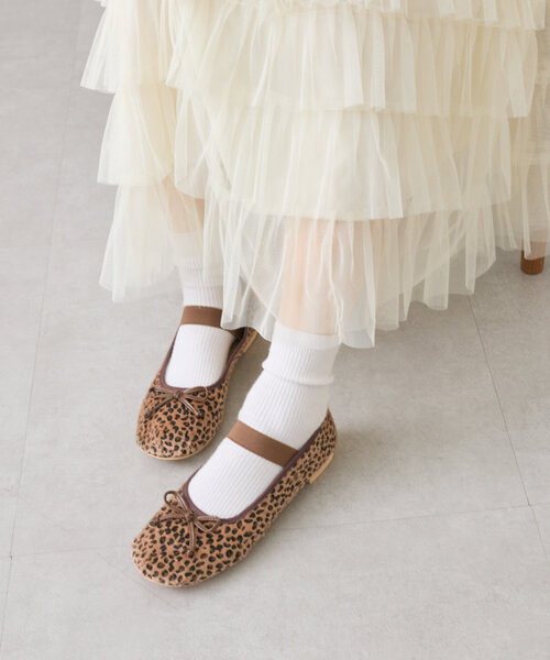 w closet（ダブルクローゼット）の「【５色展開】アソートバレエシューズ（パンプス・レディース・シルバー/ブラック/ブラック系その他2/ブラウン/ピンク・LARGE/MEDIUM）」の10枚目の写真