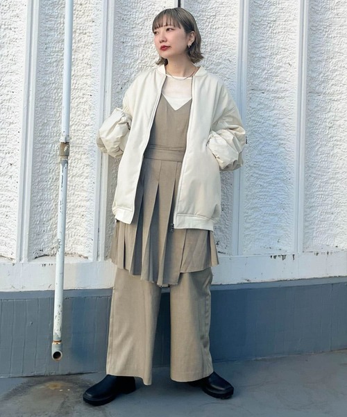 KBF（ケイビーエフ）の「BIGギャザースリーブMA-1（MA-1・レディース・ブラック/アイボリー/ブラック系その他・ONE）」の14枚目の写真