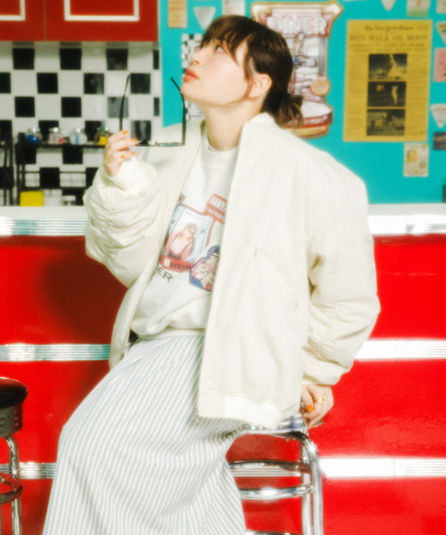 KBF（ケイビーエフ）の「BIGギャザースリーブMA-1（MA-1・レディース・ブラック/アイボリー/ブラック系その他・ONE）」の20枚目の写真