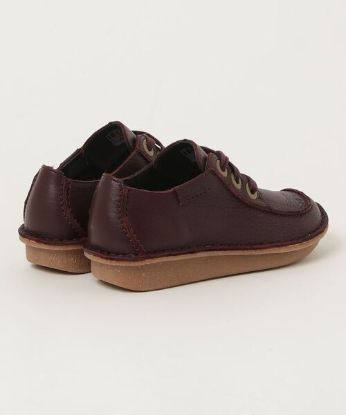 Clarks】ファニードリームレアルレザーモカシンシューズタン