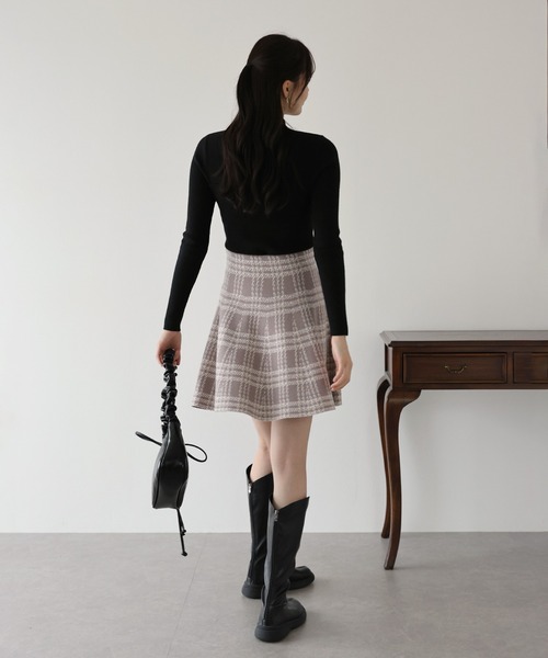 BLUEEAST（ブルーイースト）の「チェックニットミニマーメイドスカート（スカート・レディース・ブラウン/グレー/ベージュ/ブラック・MEDIUM）」の12枚目の写真