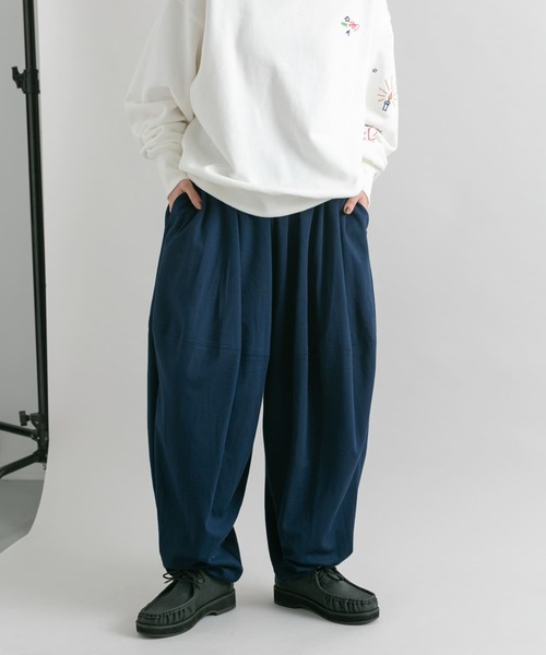 KBF（ケイビーエフ）の「WIDEレッグカーブパンツ（その他パンツ・レディース・オフホワイト/ブラック/ネイビー・ONE）」の8枚目の写真