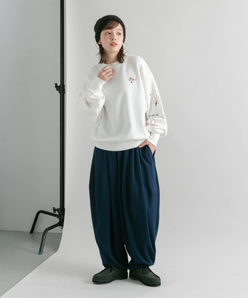 KBF（ケイビーエフ）の「WIDEレッグカーブパンツ（その他パンツ・レディース・オフホワイト/ブラック/ネイビー・ONE）」の12枚目の写真