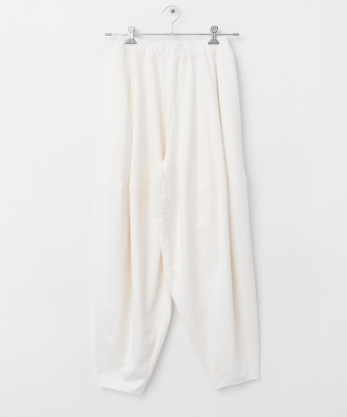 KBF（ケイビーエフ）の「WIDEレッグカーブパンツ（その他パンツ・レディース・オフホワイト/ブラック/ネイビー・ONE）」の17枚目の写真