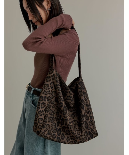 Re:EDIT（リエディ）の「フェイクスエードワンショルダーバッグ（ショルダーバッグ・レディース・ブラック/キャメル/ブラウン/レオパード・FREE）」の20枚目の写真