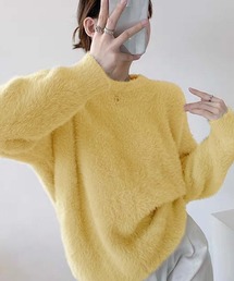 クルーネックシャギーニット