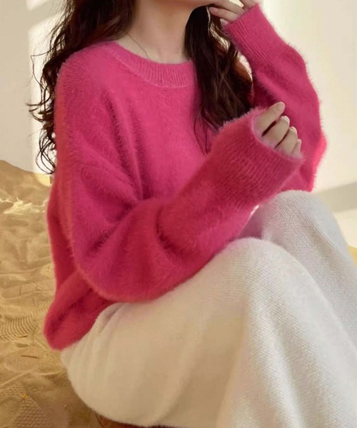 Girly Doll(ガーリードール)の「クルーネックシャギーニット(ニット/セーター・レディース・ベージュ/イエロー/ダークグレー/ライトパープル/ライトグリーン/レッド/ピンク/ライトブルー/ブラック/グレー系その他/ローズ/オフホワイト・FREE)」の19枚目の写真
