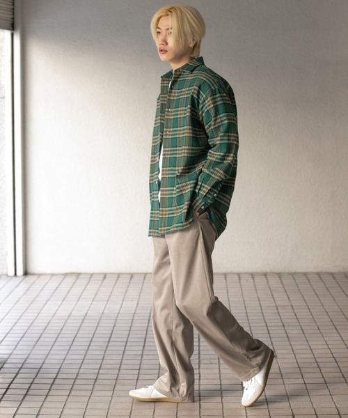 SENSE OF PLACE by URBAN RESEARCH(センスオブプレイスバイアーバンリサーチ)の「ダメージチェックルーズシャツ(シャツ/ブラウス・メンズ・ブラック/レッド/グリーン・LARGE/MEDIUM)」の20枚目の写真