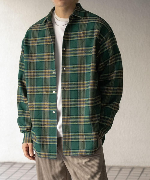 SENSE OF PLACE by URBAN RESEARCH(センスオブプレイスバイアーバンリサーチ)の「ダメージチェックルーズシャツ(シャツ/ブラウス・メンズ・ブラック/レッド/グリーン・LARGE/MEDIUM)」の1枚目の写真
