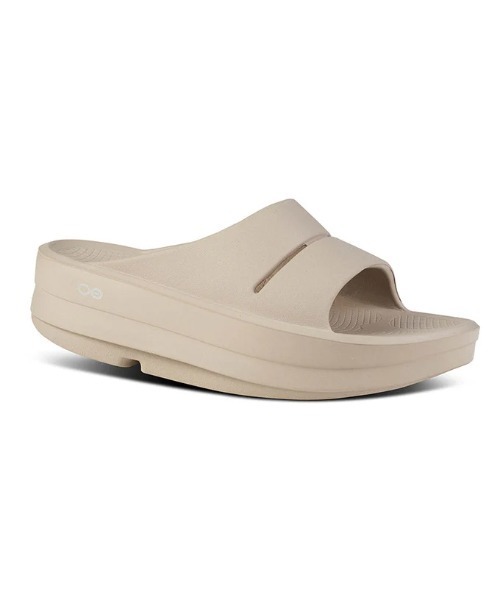 OOFOS（ウーフォス）の「OOFOS/ウーフォス/OOmega OOahh（サンダル・レディース・ブラック/ベージュ・7/6/5/11/8/9/10）」の10枚目の写真