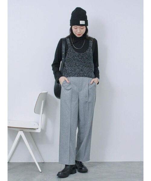 Samansa Mos2 blue（サマンサモスモスブルー）の「ヘリンボーンストレートパンツ（その他パンツ・レディース・チャコールグレー/ベージュ/ブラウン/グレー・F）」の10枚目の写真