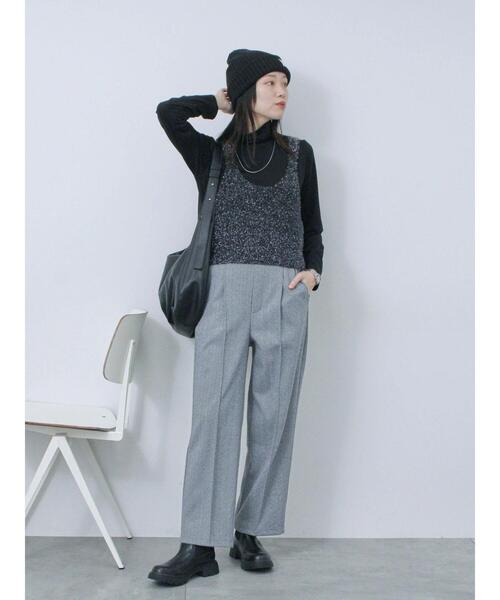 Samansa Mos2 blue（サマンサモスモスブルー）の「ヘリンボーンストレートパンツ（その他パンツ・レディース・チャコールグレー/ベージュ/ブラウン/グレー・F）」の11枚目の写真