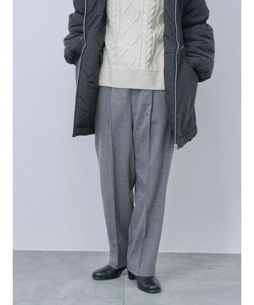 Samansa Mos2 blue（サマンサモスモスブルー）の「ヘリンボーンストレートパンツ（その他パンツ・レディース・チャコールグレー/ベージュ/ブラウン/グレー・F）」の17枚目の写真