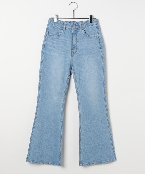 BAYFLOW（ベイフロー）の「[ウエストゴム・もも周りすっきり]ベーシックフレアデニム（デニムパンツ・レディース・サックスブルー/インディゴブルー・SMALL/MEDIUM/LARGE）」の14枚目の写真