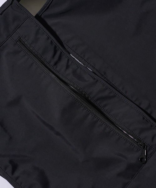 OUTDOOR PRODUCTS（アウトドアプロダクツ）の「【OUTDOOR PRODUCTS / アウトドアプロダクツ】Nylon Messenger Bag / メッセンジャーバック（ショルダーバッグ・レディース・ブラック/グレー・FREE）」の9枚目の写真