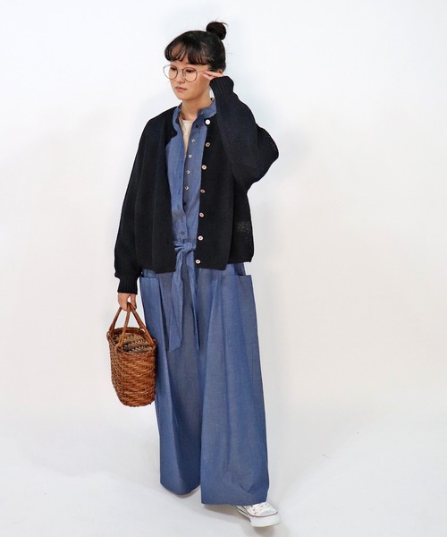 haupia（ハウピア）の「ちょうちょはどこに止まる。【ブローチ付きニット】（カーディガン/ボレロ・レディース・ブラック/サックスブルー/ラベンダー/ベージュ・MEDIUM）」の6枚目の写真