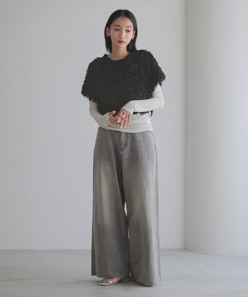 LOWRYS FARM(ローリーズファーム)の「2WAYフリンジフェザー2P 293472(Tシャツ/カットソー・レディース・アイボリー/ブラック/ブルー・FREE)」の8枚目の写真