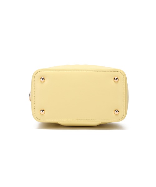 MERCURYDUO(マーキュリーデュオ)の「【MERCURYDUO/マーキュリーデュオ】ストライプキルティング バニティミニショルダーバッグ(ショルダーバッグ・レディース・ブラック/アイボリー/シルバー/イエロー/ピンク・FREE)」の9枚目の写真