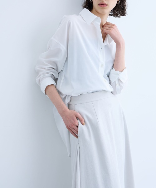 N.O.R.C（ノーク）の「コンフォータブルシャツ（シャツ/ブラウス・レディース・オフホワイト/ブルー/ネイビー/サックスブルー・フリー）」の2枚目の写真