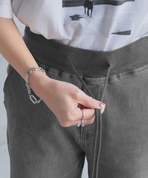 HUG.U（ハグユー）の「革命デニム ウエストリブゴムパンツ（デニムパンツ・レディース・ネイビー系/ワンウォッシュ/グレー/ライトブルー/ライトグレー/ブラック系・LL/S/M/L）」の12枚目の写真