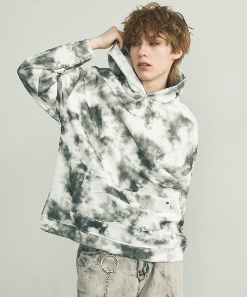 Shoowtime(ショウタイム)の「Marble pattern oversized pullover hoodie / マーブルパターンオーバーサイズプルオーバーパーカー(パーカー・メンズ・ブラック系/ホワイト系/ブラウン系/パープル系・MEDIUM/LARGE/X-LARGE)」の6枚目の写真