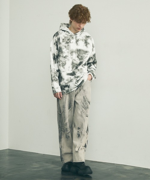 Shoowtime(ショウタイム)の「Marble pattern oversized pullover hoodie / マーブルパターンオーバーサイズプルオーバーパーカー(パーカー・メンズ・ブラック系/ホワイト系/ブラウン系/パープル系・MEDIUM/LARGE/X-LARGE)」の16枚目の写真