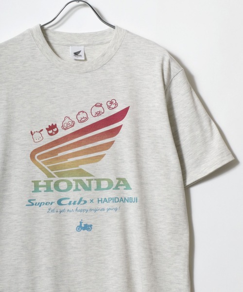 sanrio(サンリオ)の「HONDA×sanrio/ホンダ×サンリオ 『はぴだんぶい』『スーパーカブ』コラボプリント半袖Tシャツ レディース メンズ(Tシャツ/カットソー・レディース・ブルーグリーン/オートミール/スミクロ/ネイビー・M/L/LL)」の18枚目の写真